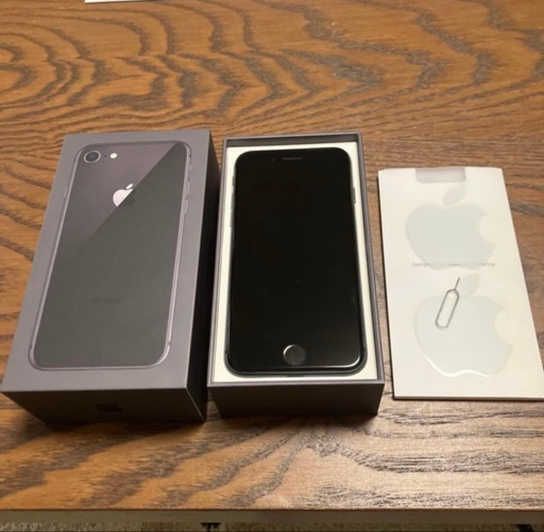iPhone8 64GB スペースグレイ　箱あり