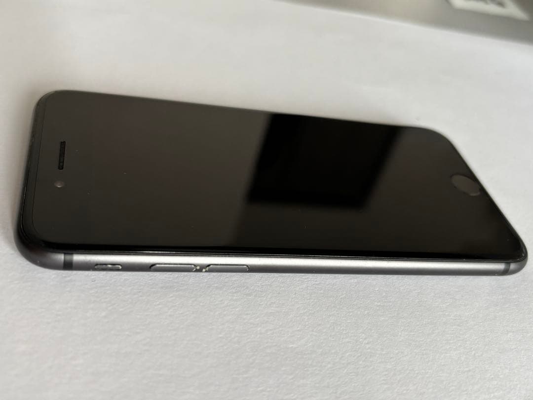 iPhone8 64GB スペースグレイ　箱あり