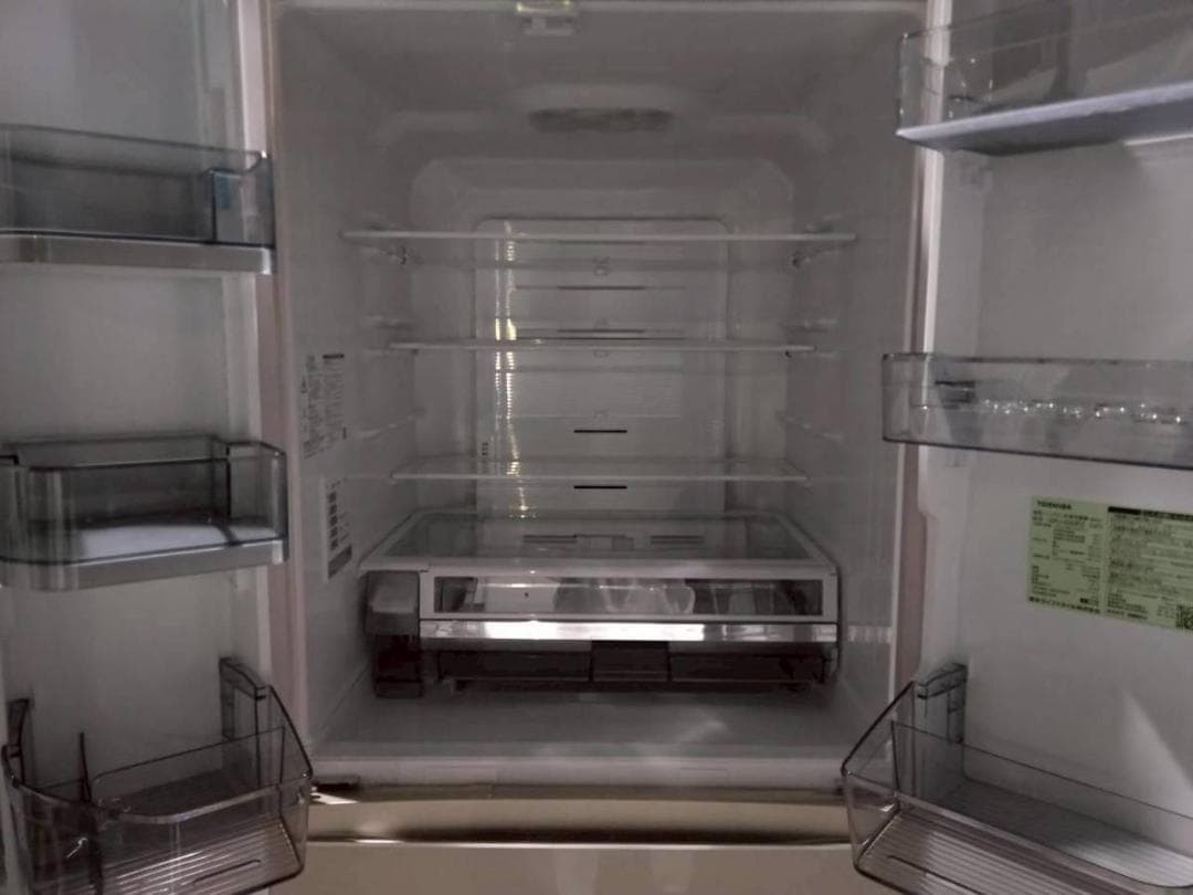 【完動品】TOSHIBA 東芝 ノンフロン冷凍冷蔵庫 GR-U550FZ(UC)