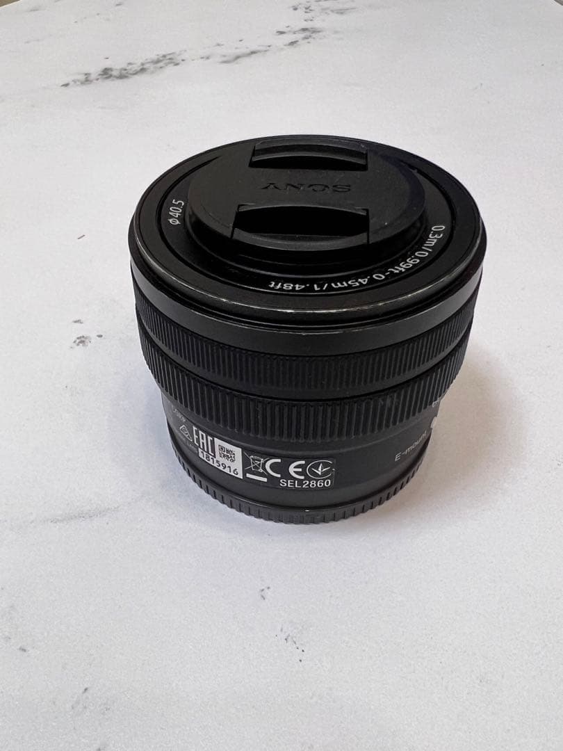 ズームレンズ SONY FE 28-60mm F4-5.6 SEL2860