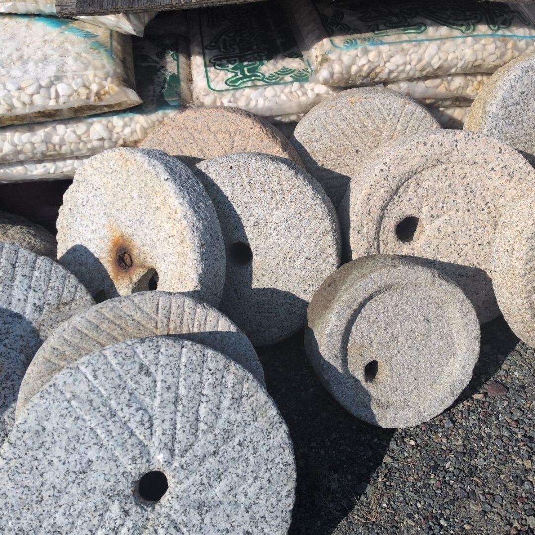 石臼　18石セット　庭石　鑑賞石　石 石材　庭　坪庭　ガーデニング