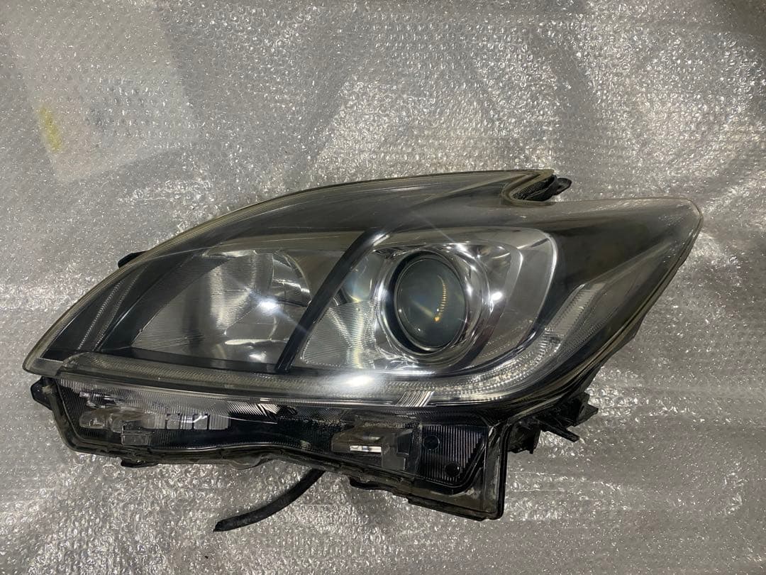 トヨタ プリウス30 後期 HIDヘッドライト 左右セット コーティング済