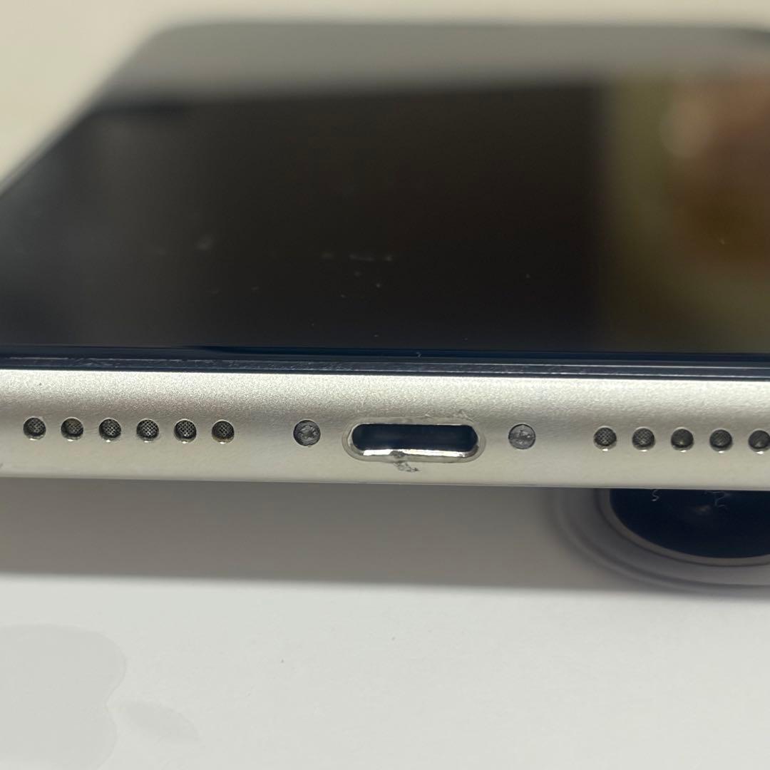 iPhone 11 ホワイト 本体 128GB