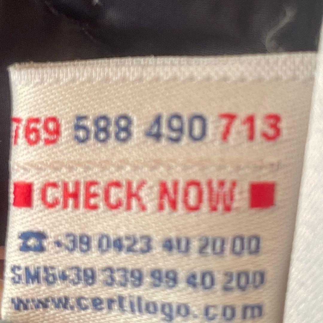 【美品】MONCLER ダウンベスト ブラック S コンパクト収納