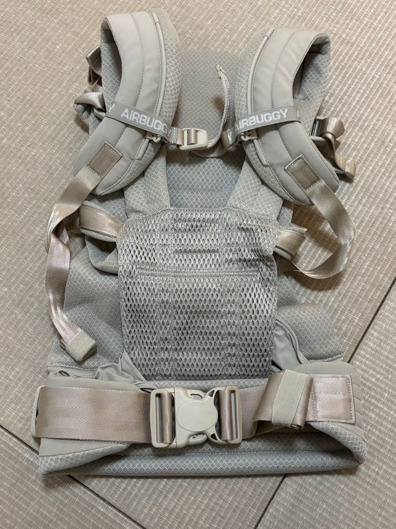エアバギー　ベビーキャリア　抱っこ紐　サンドアッシュ
