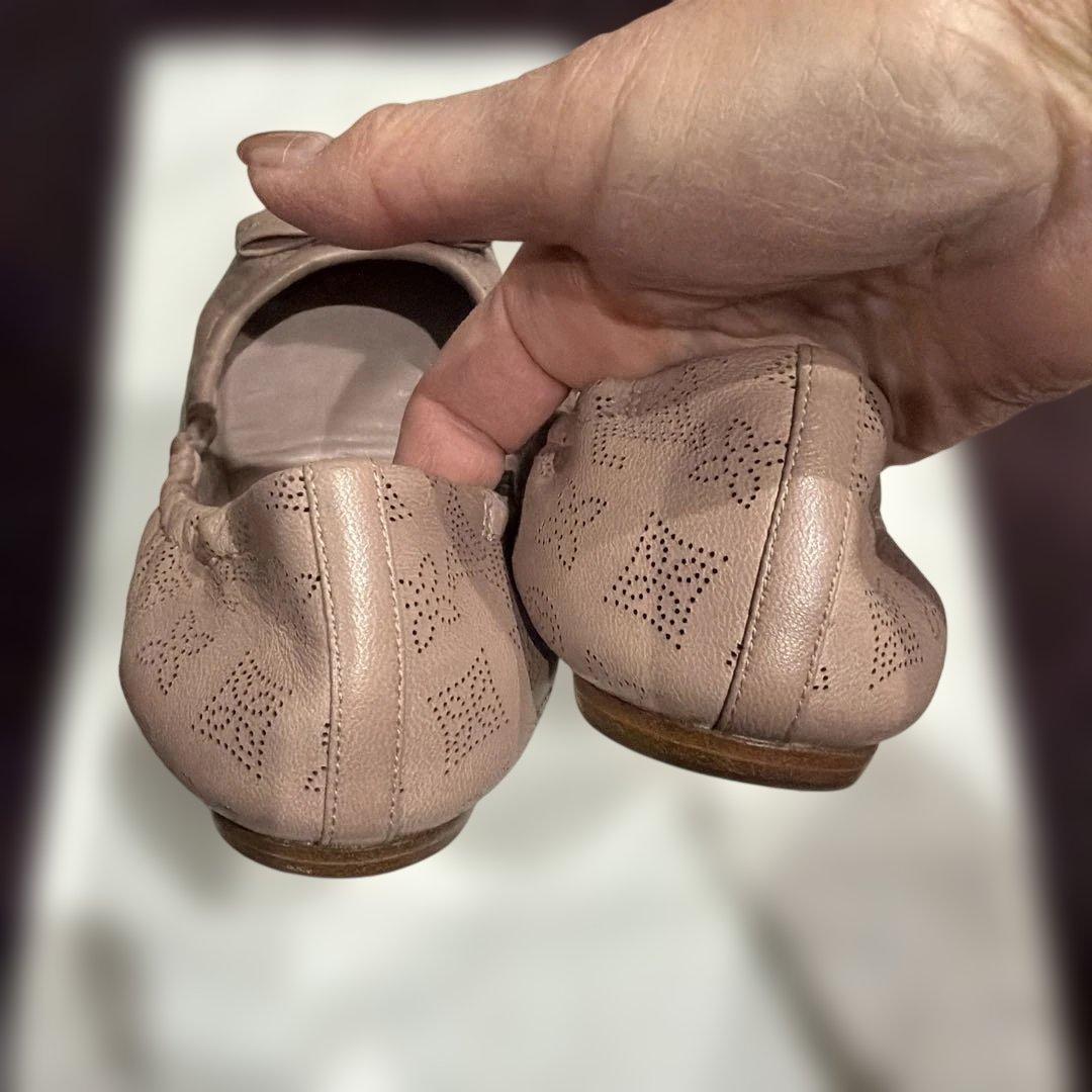 フ*ん様 Louis Vuitton リボン付きフラットシューズ