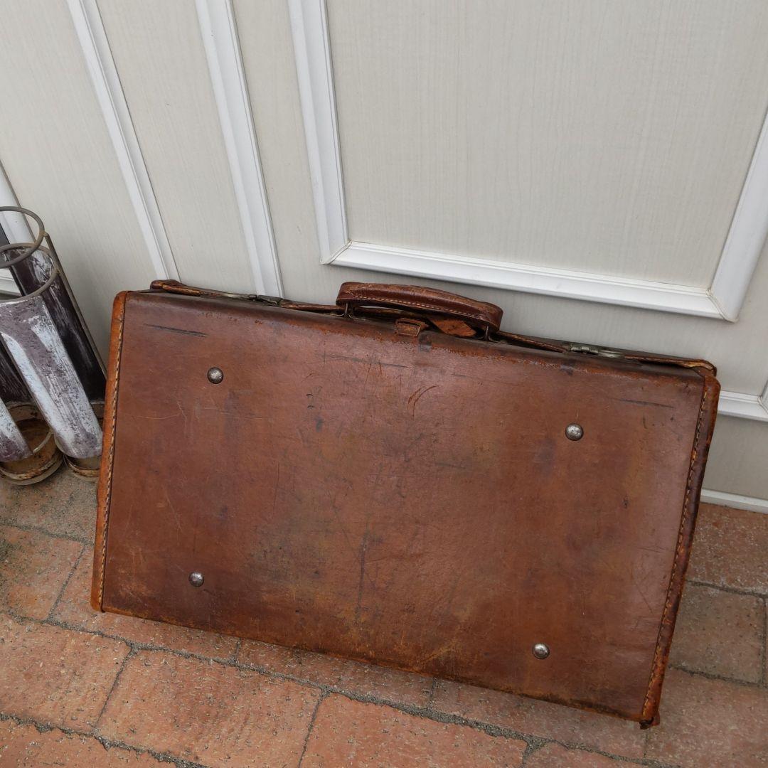 アンティーク　トランク