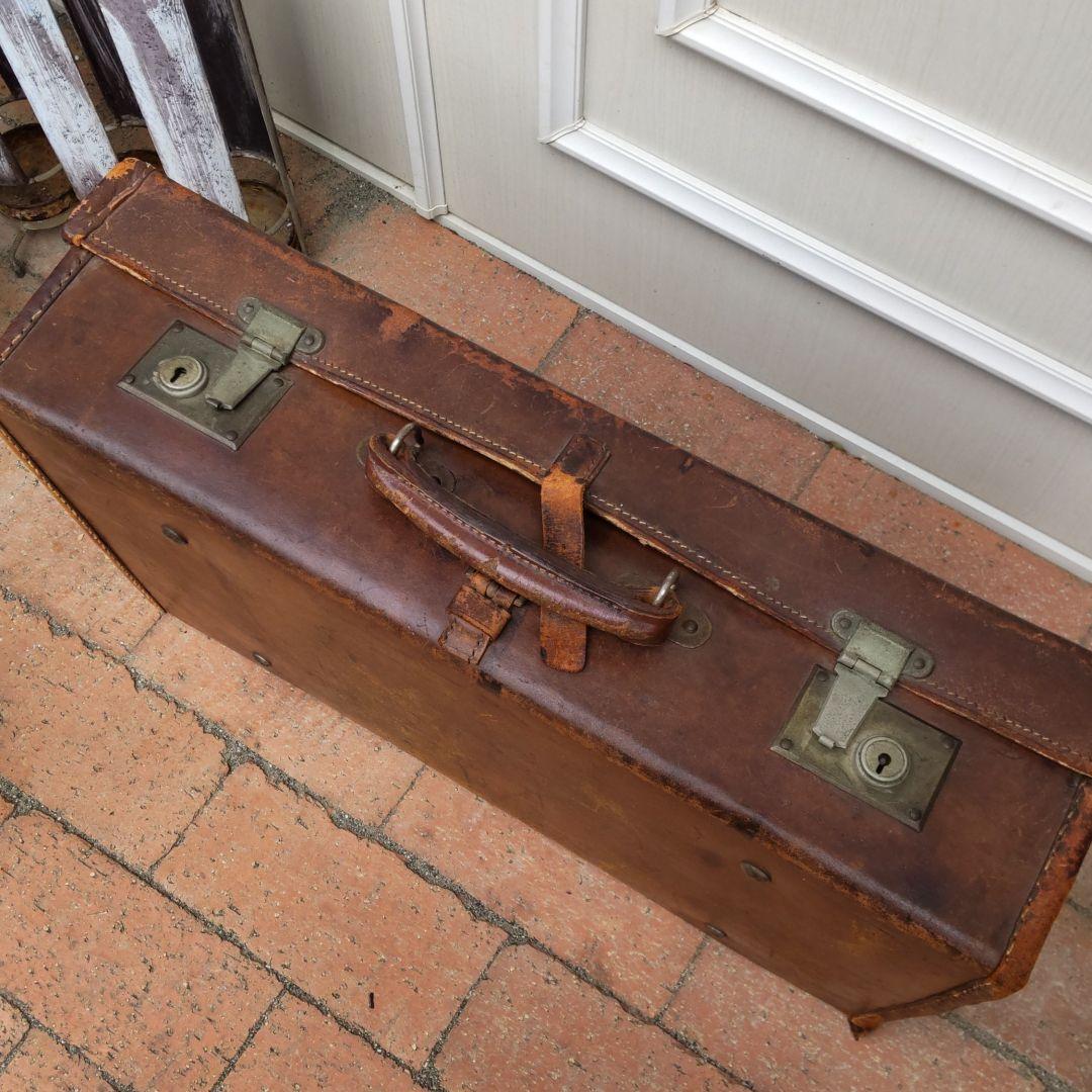 アンティーク　トランク