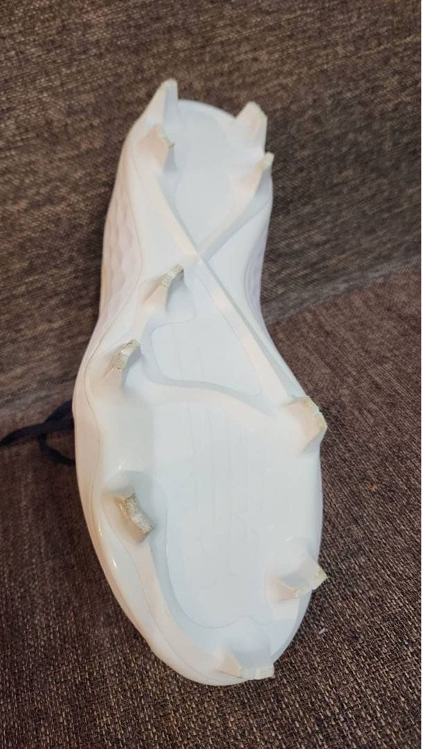 New Balance ネイビー スパイクシューズ