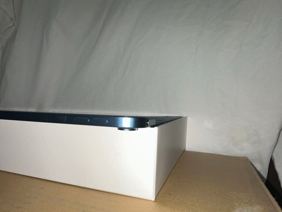 [美品] iPad Air 第5世代 ブルー64GB WI-Fiバッテリー99%