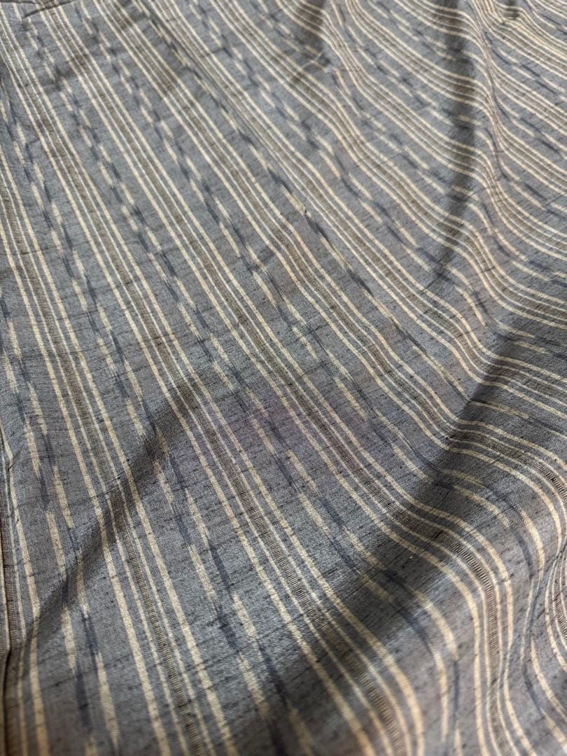 【未着用品】西陣織染匠「美吉」米沢産米沢紬 手機織 藍鼠色「多種縦縞文様」