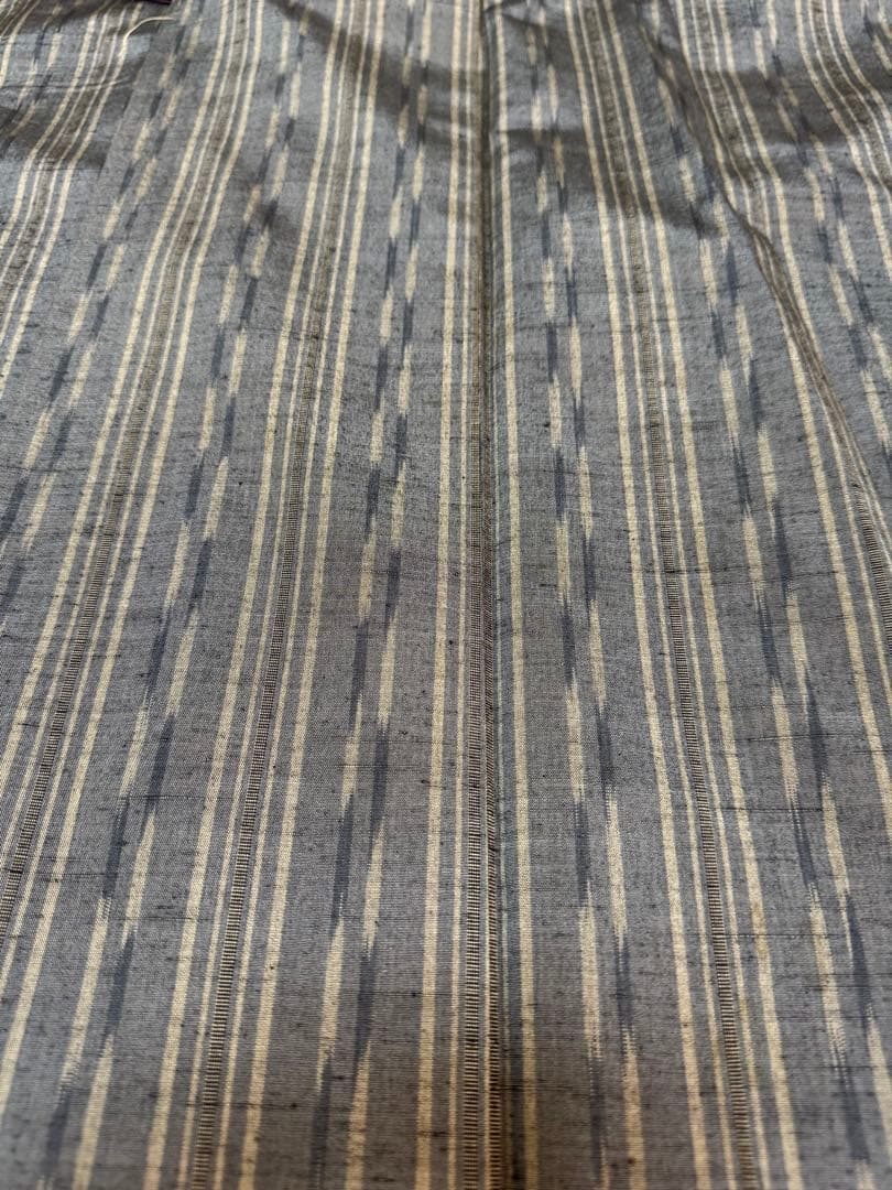 【未着用品】西陣織染匠「美吉」米沢産米沢紬 手機織 藍鼠色「多種縦縞文様」