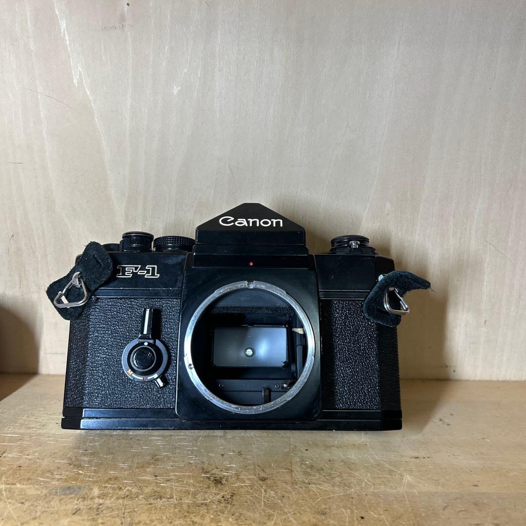 Canon F-1+FD 50 f1.8 露出計不動　他完動美品