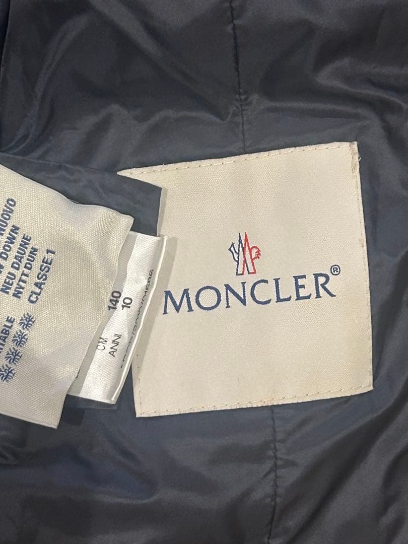 美品　モンクレール　ライトダウン　キッズ　10a 140