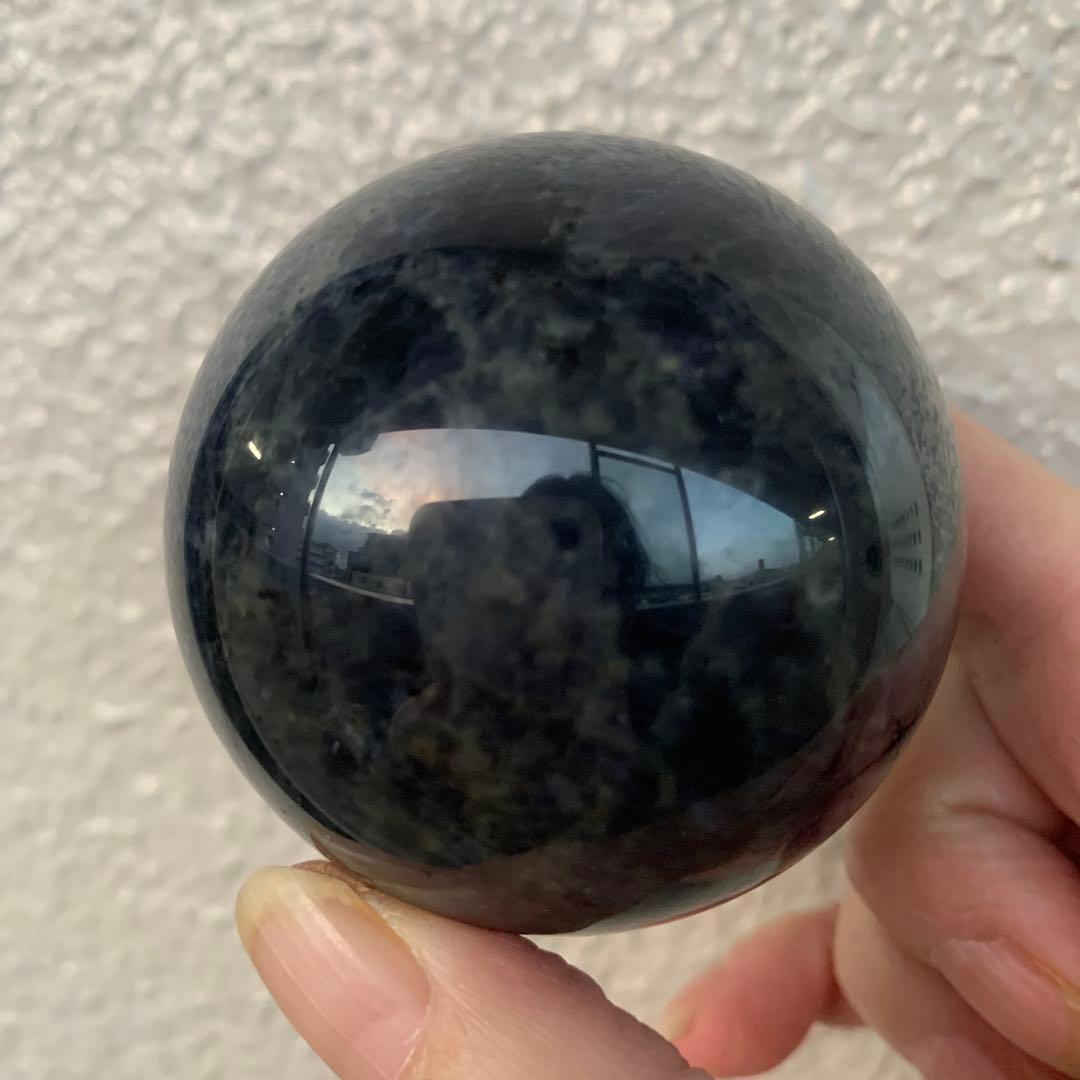 アイオライトスフィア約56mm コーディエライト　深い菫色