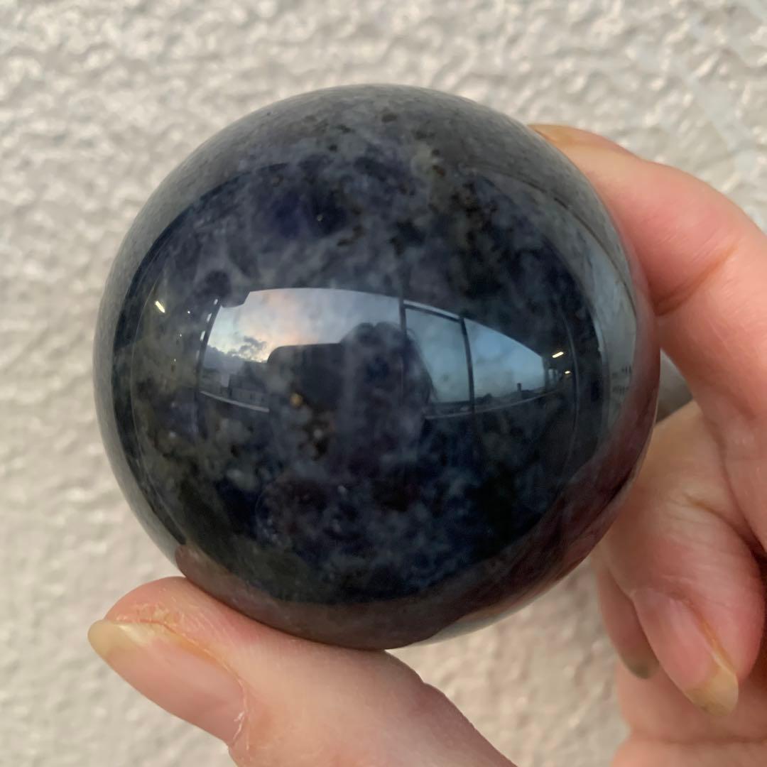 アイオライトスフィア約56mm コーディエライト　深い菫色