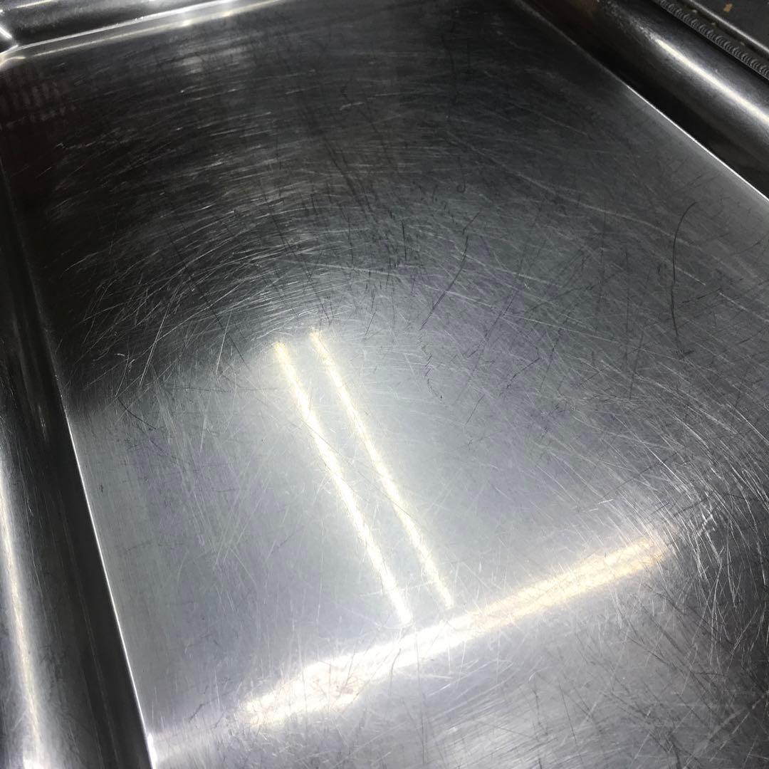 角ミラープレート　ウェディングケーキ　パーティー等に