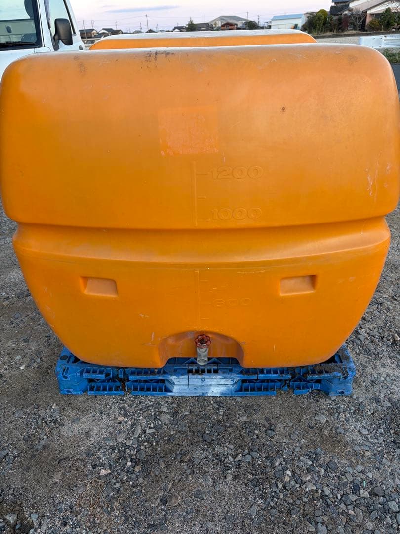 スイコーオレンジ色 貯水タンク 1200L