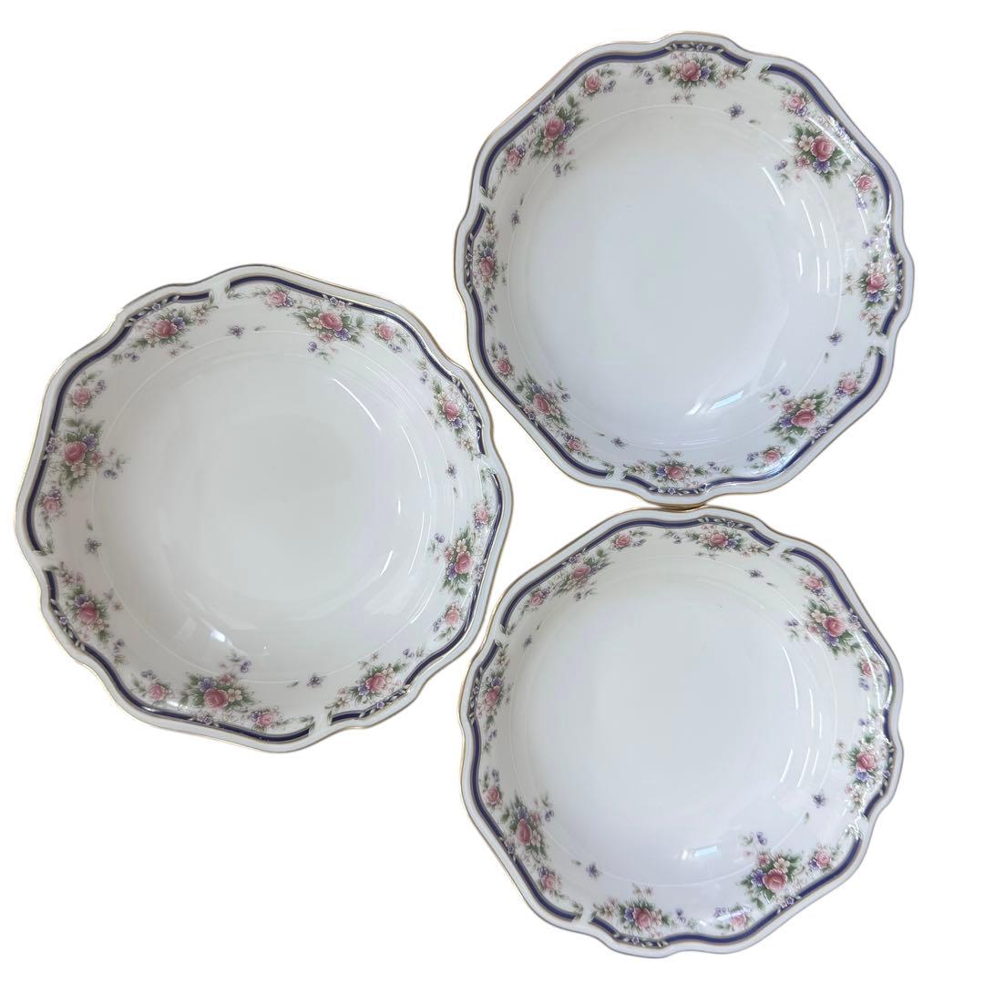 ノリタケ　食器　まとめ　カップ　小皿　大皿