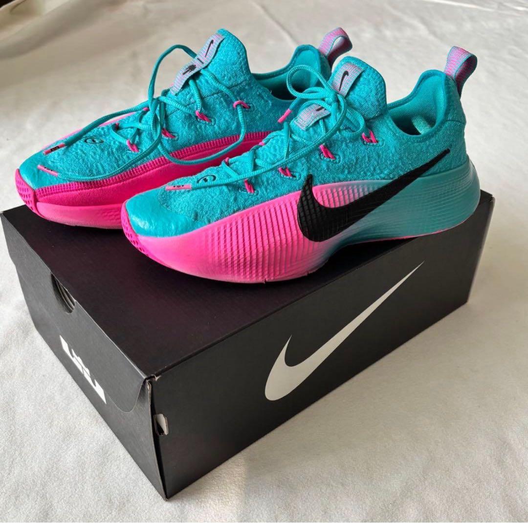 NIKE レブロン TR1 Amazon元値36200円
