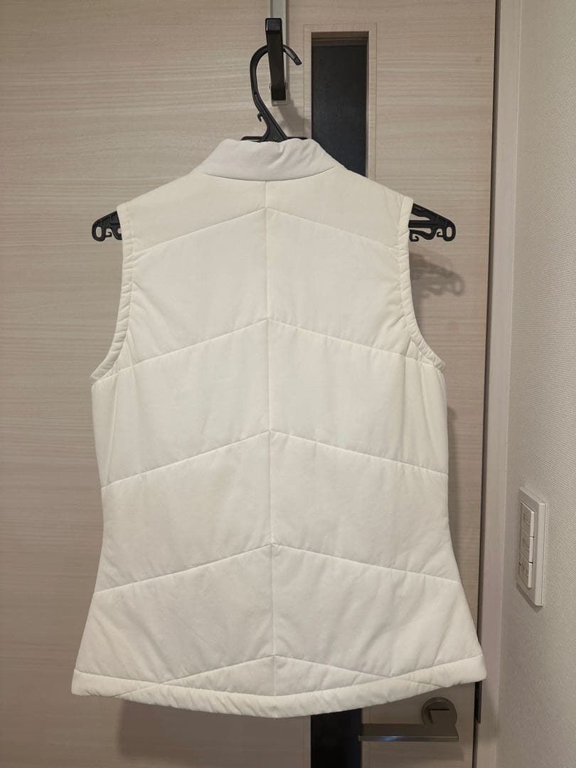 adidas ホワイト ゴルフダウンベスト