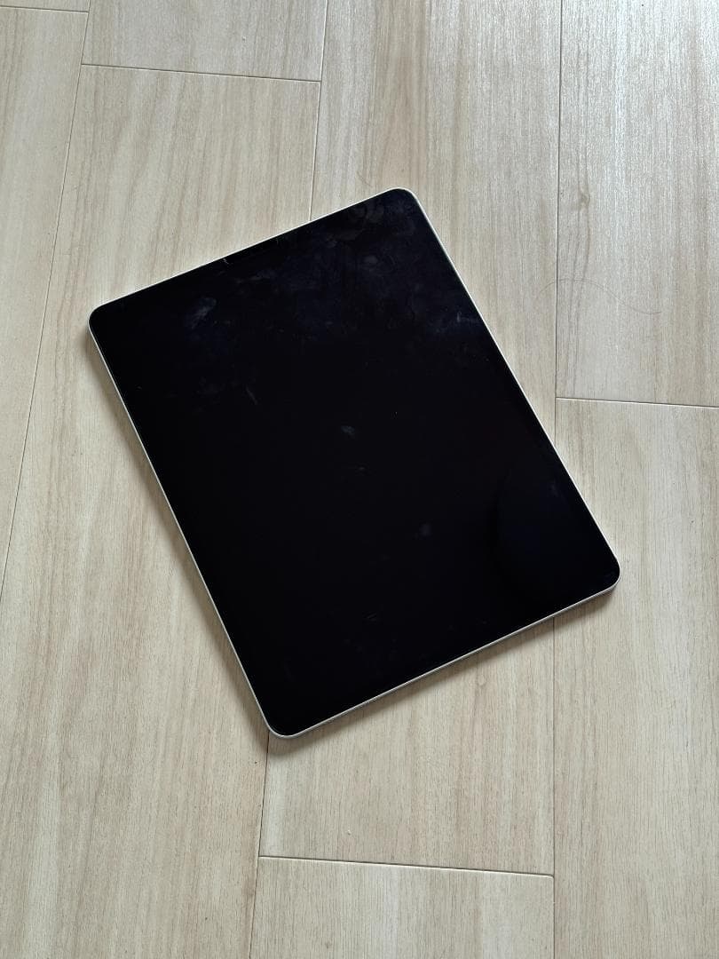 iPad Pro 12.9インチ（第3世代） シルバー セルラーモデル 本体