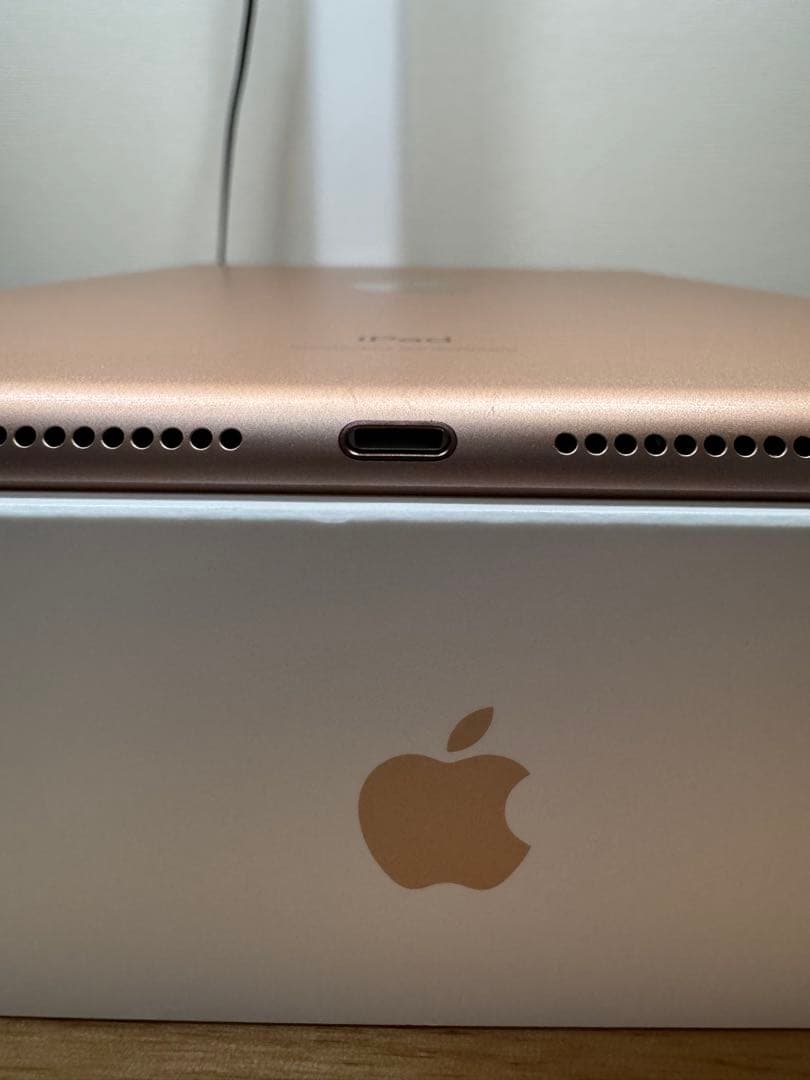 Apple iPad 第７世代　Wi-Fi 32GB バッテリー容量87%