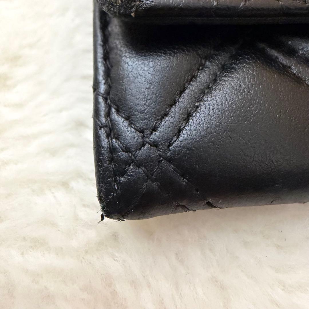 シャネル　マトラッセ　カードケース　名刺入れ　黒　ブラック　ミニ財布　20番台