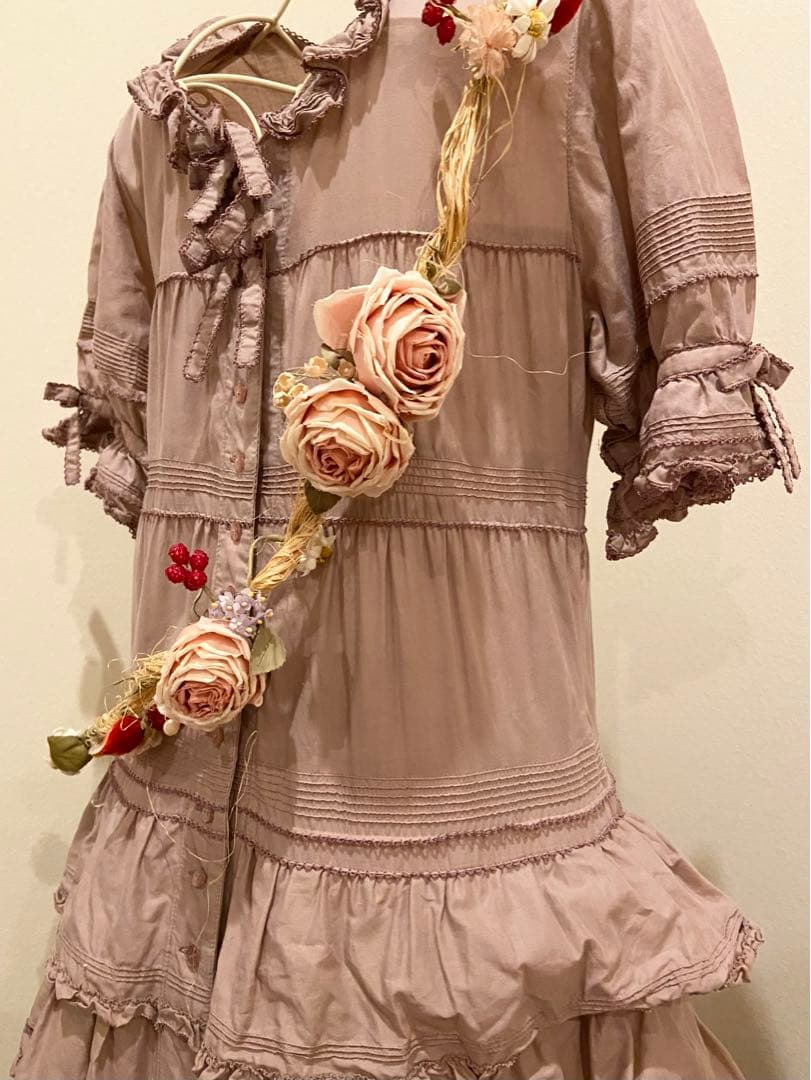 ピンクハウス　ゴージャスコサージュベルト、コサージュ　髪留めセット3点セット