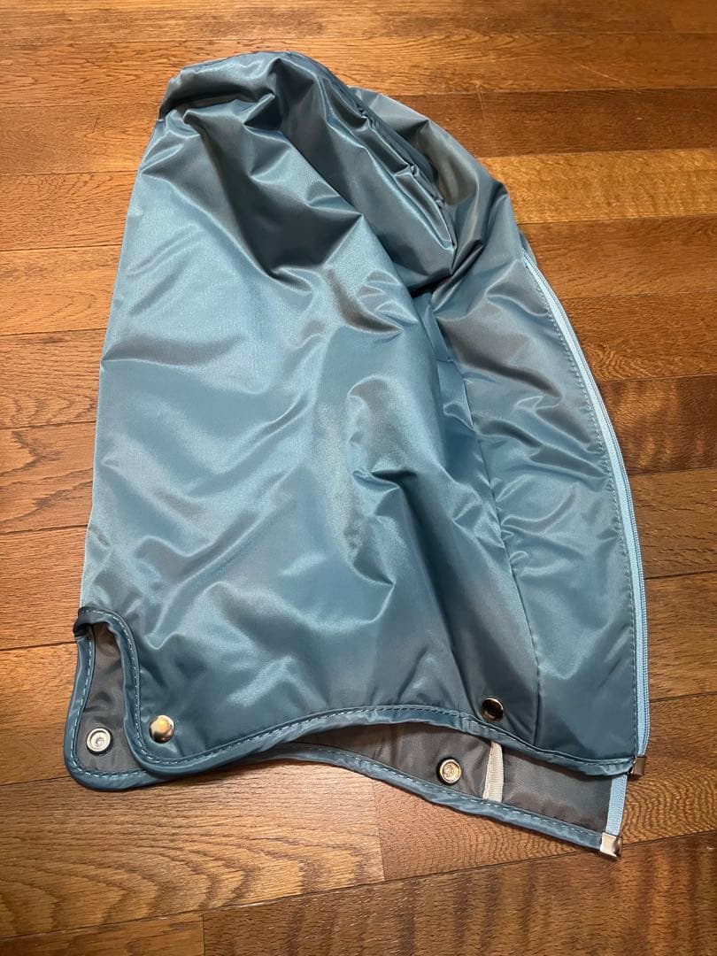 新品　数量限定ゼクシオ キャディバッグ ブルーグレー 8.5型