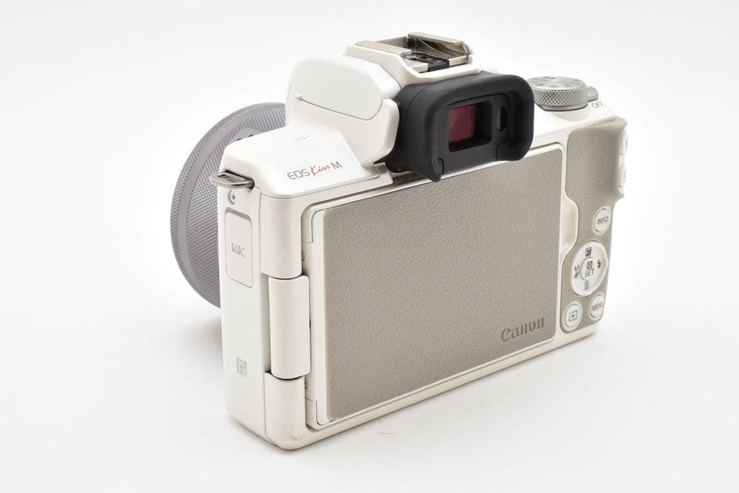 【美品】キヤノン CANON EOS KISS M EF-M 15-45mm