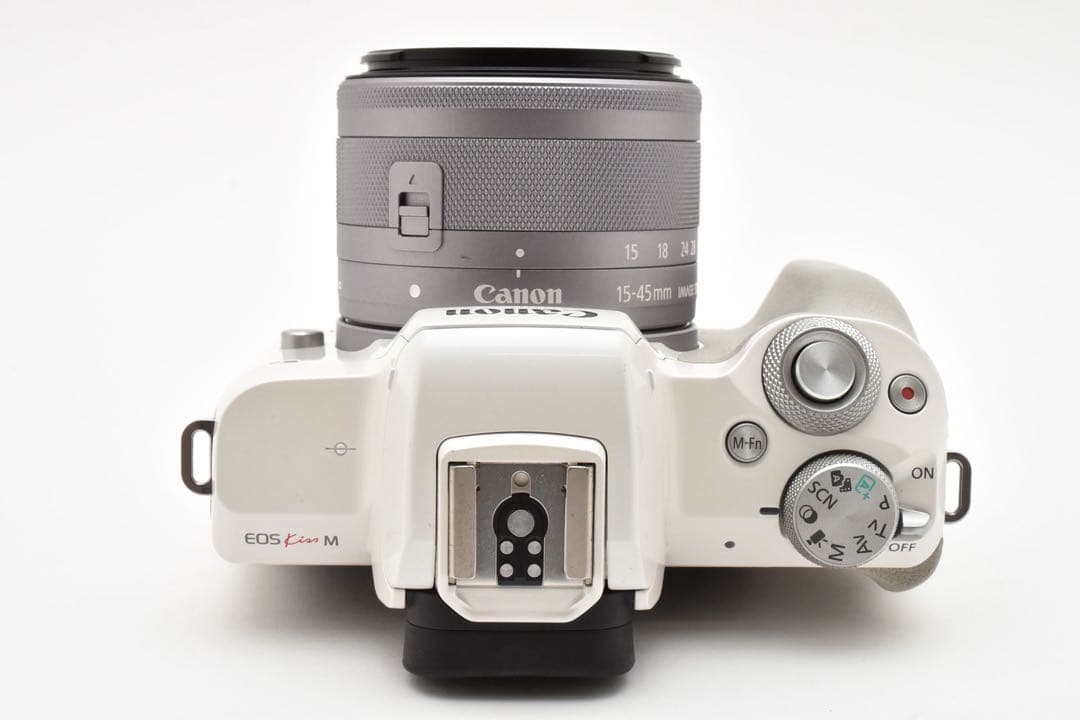 【美品】キヤノン CANON EOS KISS M EF-M 15-45mm