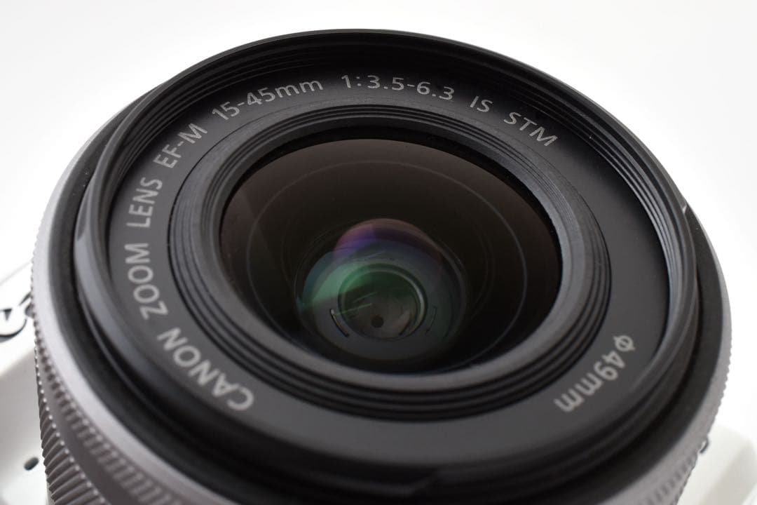 【美品】キヤノン CANON EOS KISS M EF-M 15-45mm
