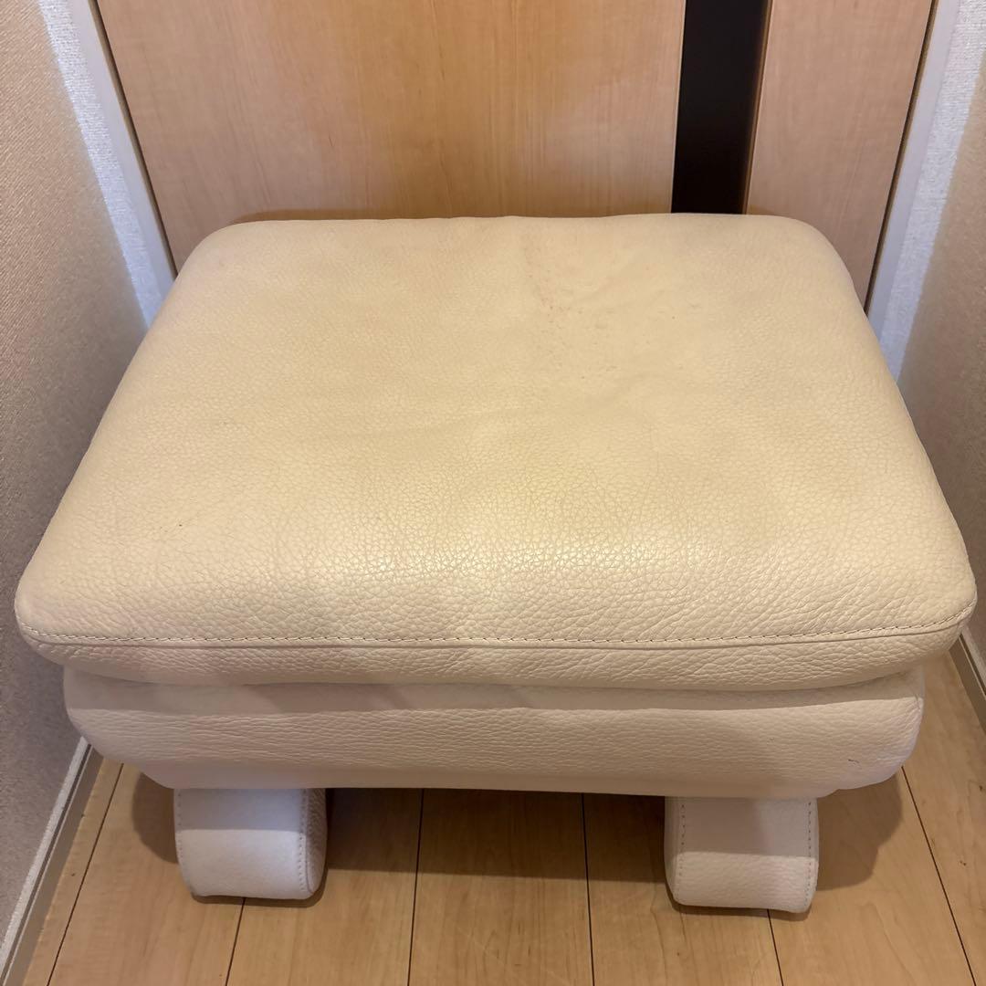 IDC大塚家具 L/SComfort-03 総革 オットマン スツール 白