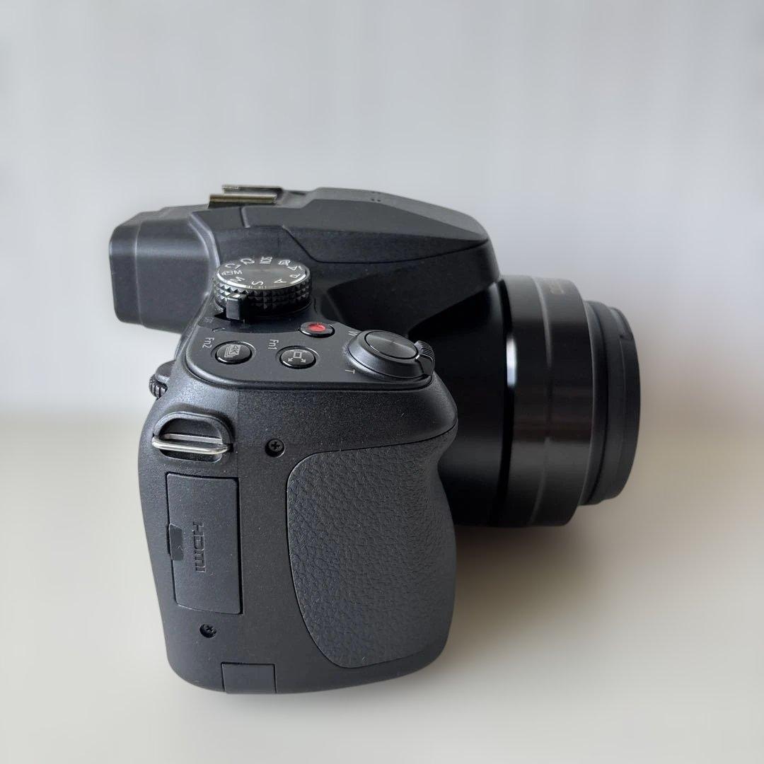 Panasonic LUMIX DC-FZ85D ブラック