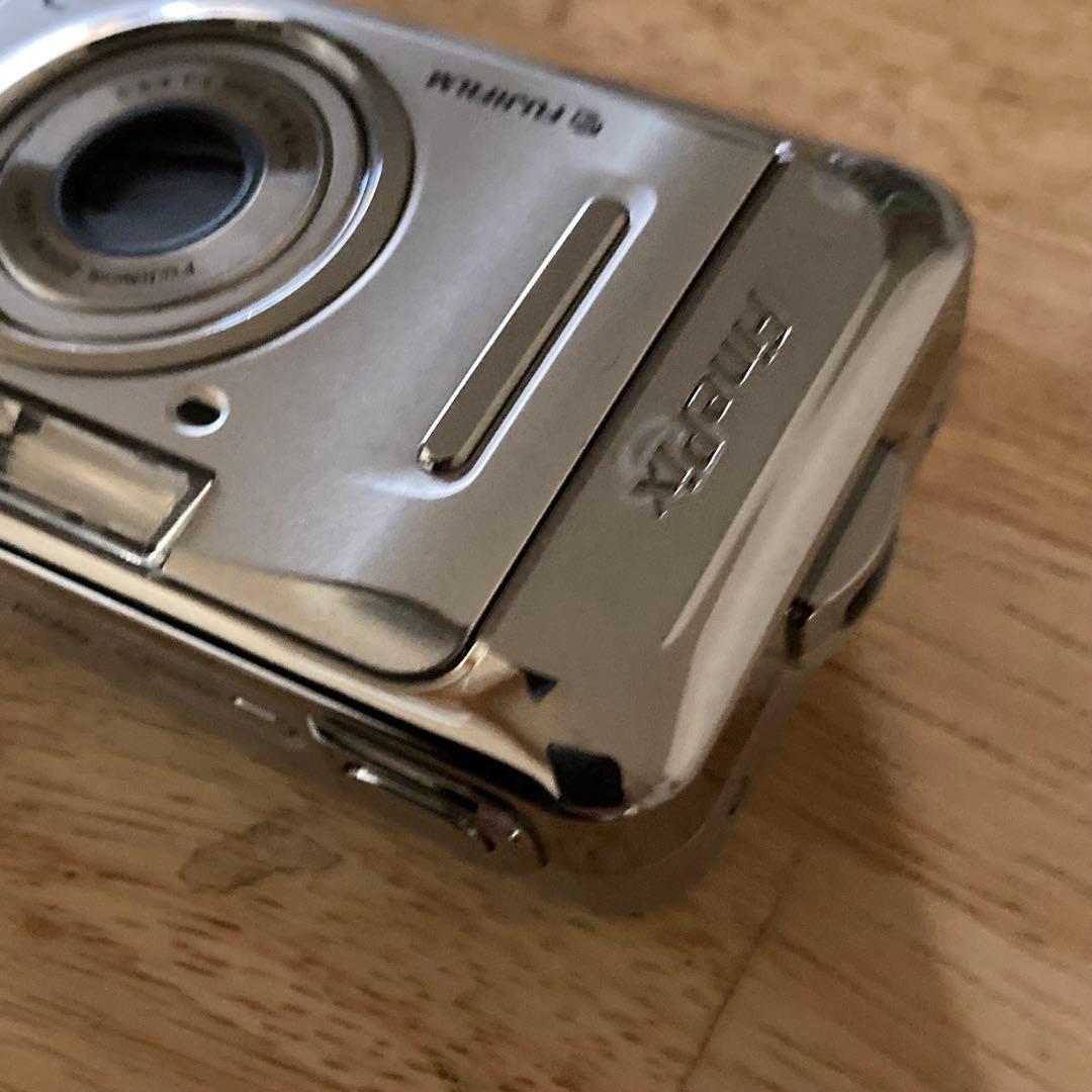 良品　FUJIFILM FinePix A500 富士フィルム　コンデジ　フジ