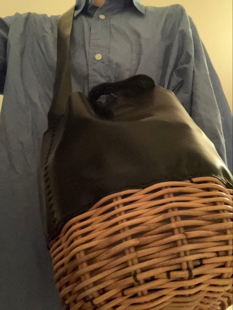 eb・a・gos エバゴス レザーカゴbag ショルダー付き