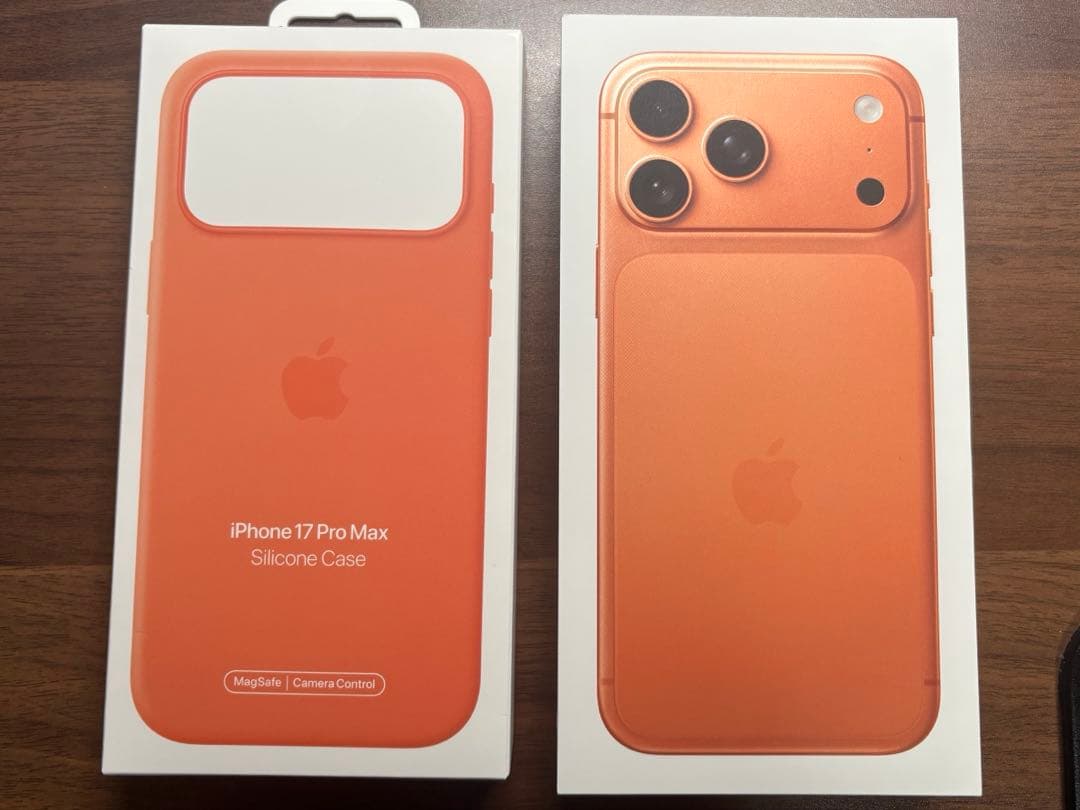 新品未開封 香港版 iPhone17promax 256GB 純正ケースセット