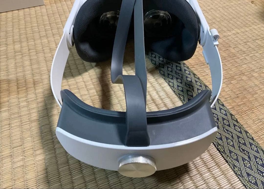 piconeo3link VRヘッドセット