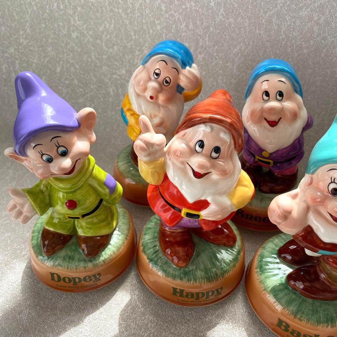 白雪姫　7人の小人オルゴール　高さ 約17㎝