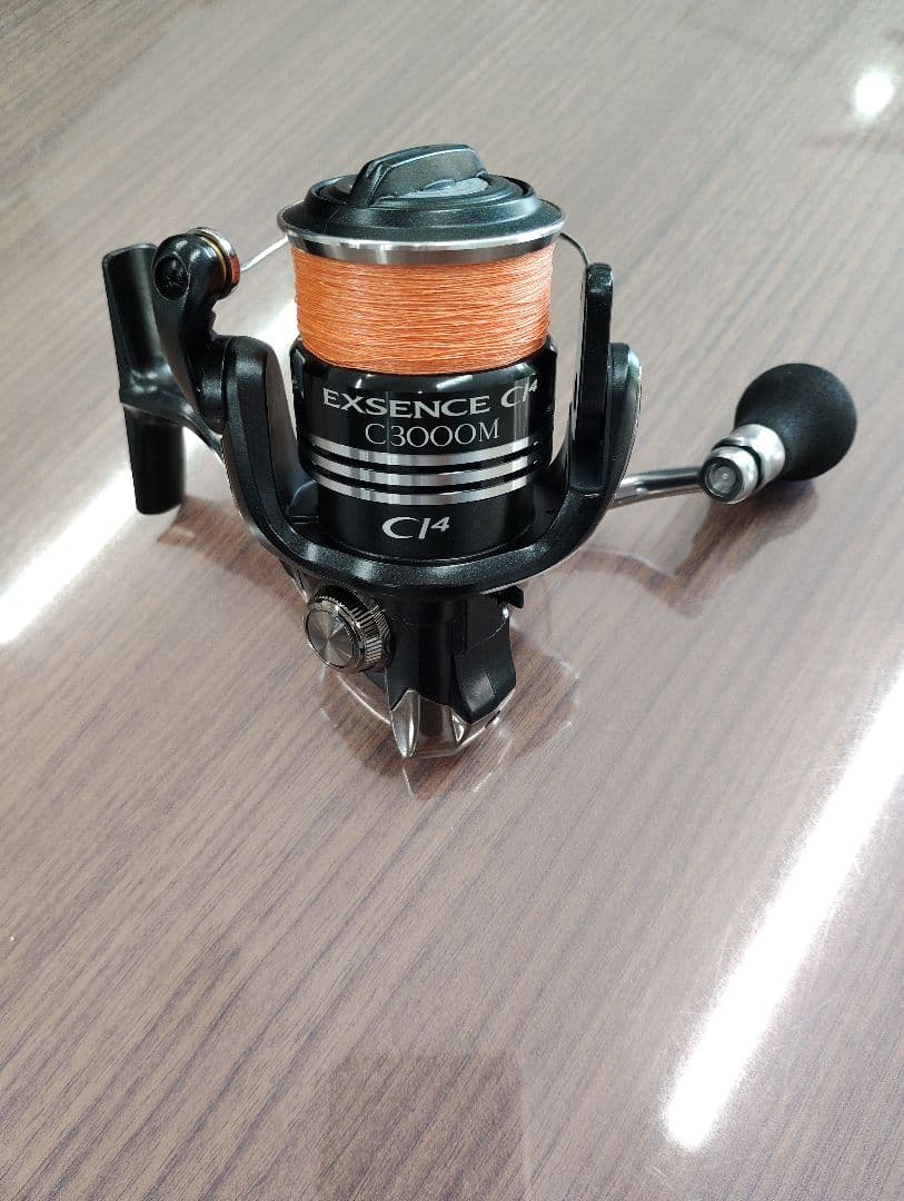 EXSENCE CI4 C3000M スピニングリール