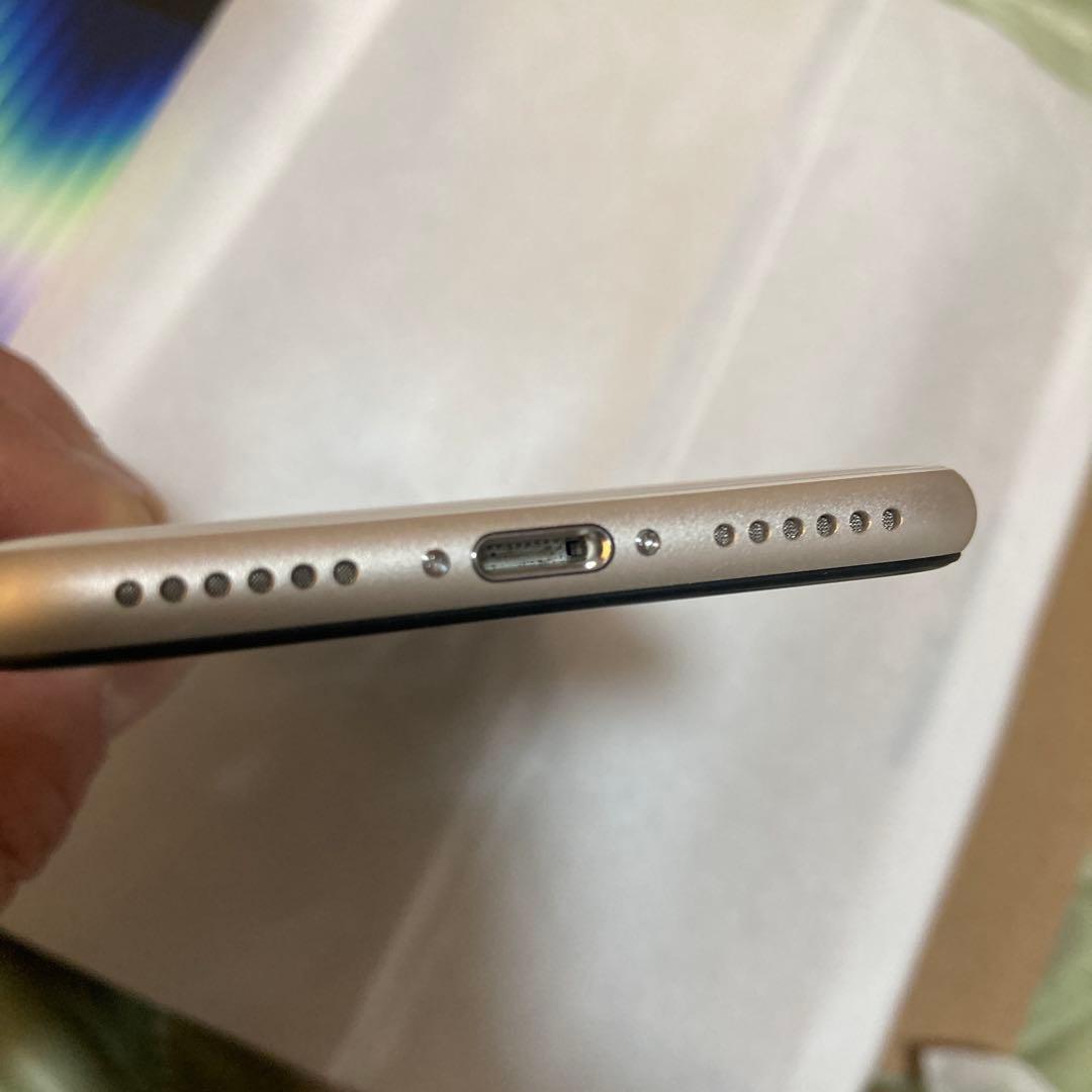iPhone SE (第3世代) 64GB傷なし美品ホワイト
