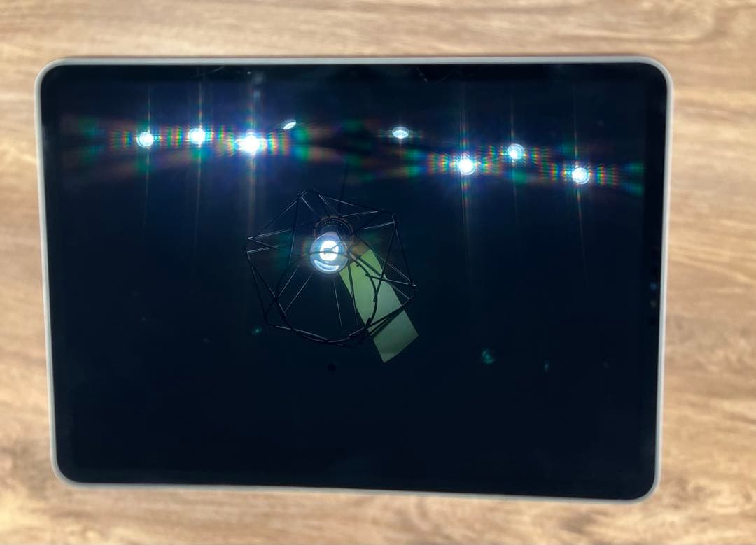 【ロック解除済】iPad Pro 11第1世代 64GB ジャンク ペン・KB付