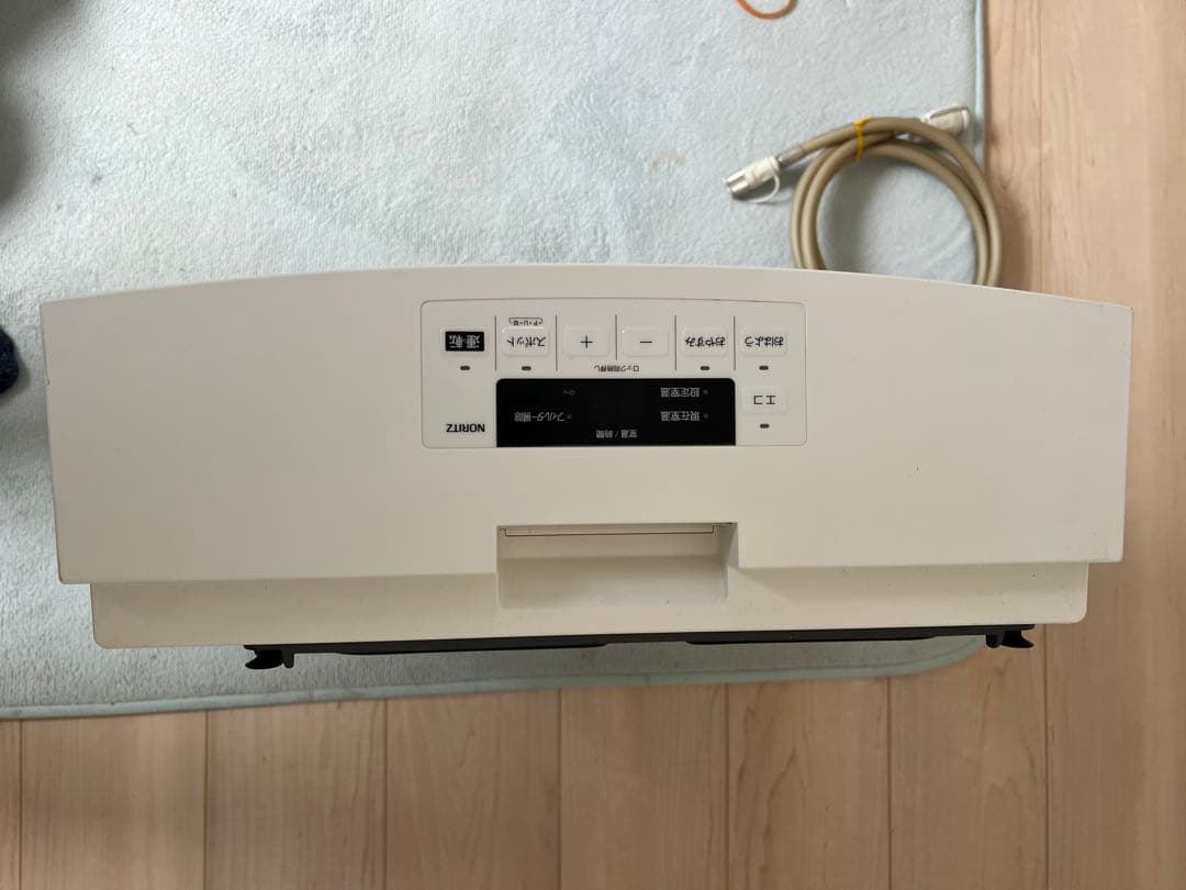 ノーリツ　ガスファンヒーター GFH-4006S-W5 ホワイト 未使用