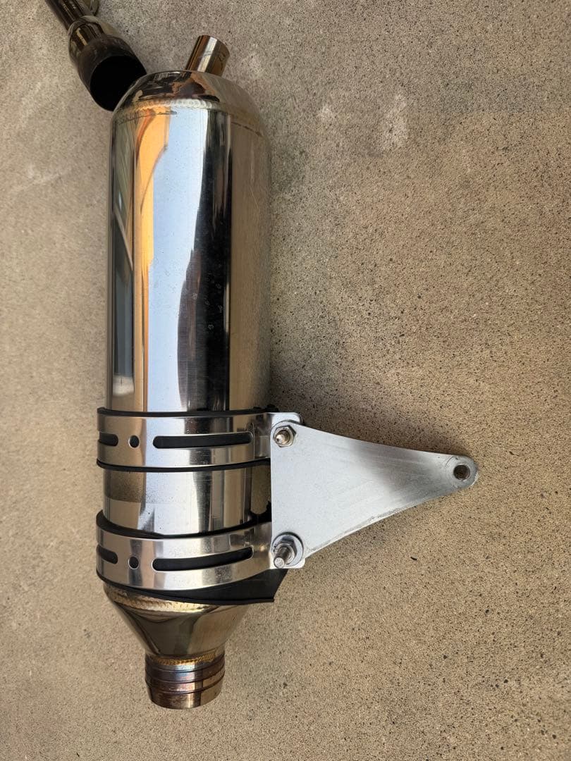 TRHC R19 隔壁 シグナス マフラー 1〜5型