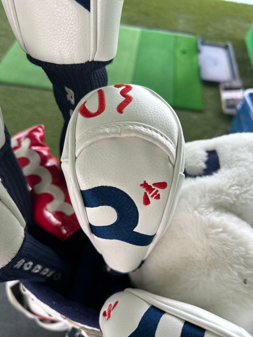 限定 RODDIO キャディバッグ ヘッドカバー５個セット付き