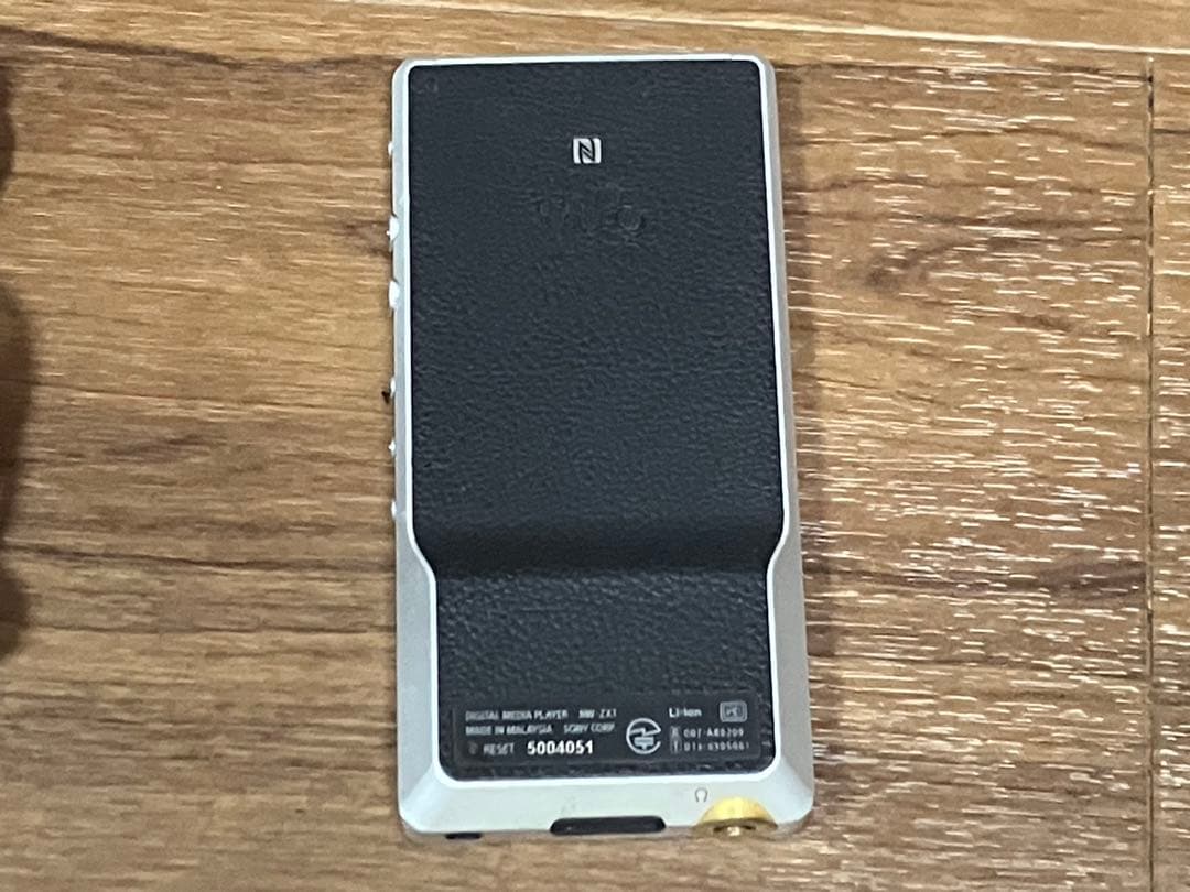 SONY Walkman NW-ZX1 128GB ウォークマン 動作確認中古品