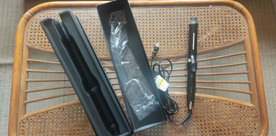 美品　YA-MAN カールヘアアイロン ブラック 収納ケース、説明書付き