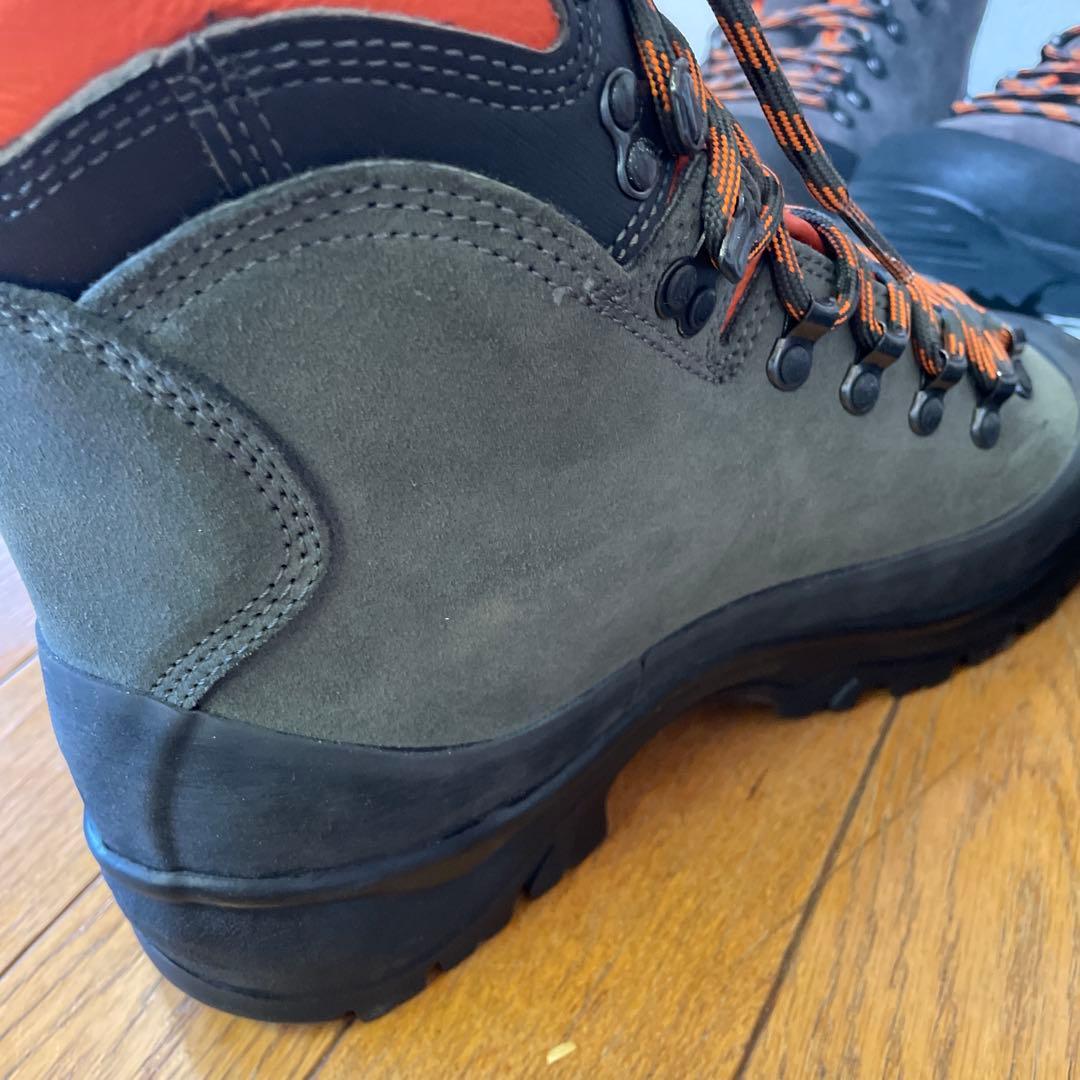 新品ハスクバーナ安全靴 グレー/オレンジ