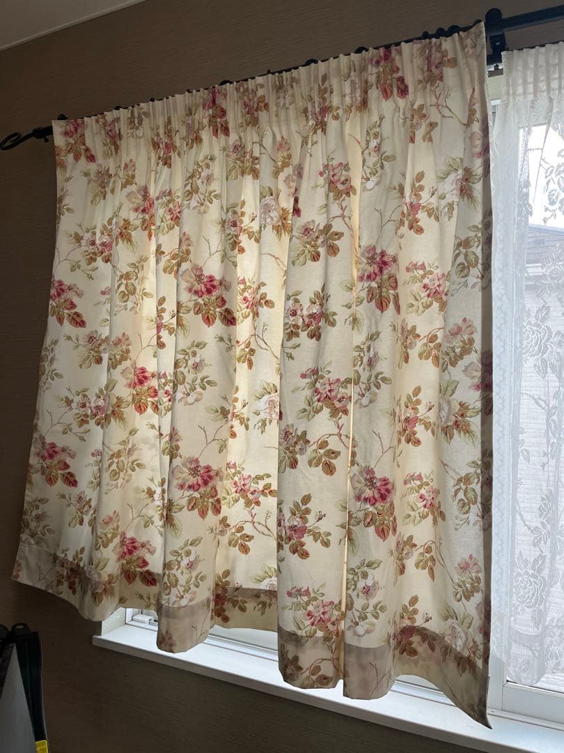 ローラアシュレイ　アンジェリカ　 オーダーカーテン　厚地&レース　2枚組セット